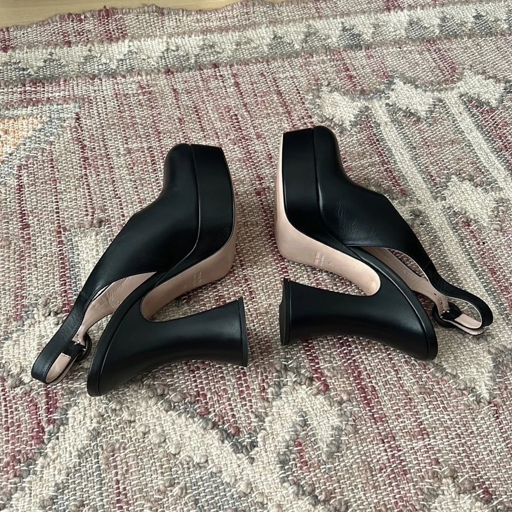 Miu Miu | NWOB Fall 2020 Black Leather Mary Jane Platform - Size IT 39